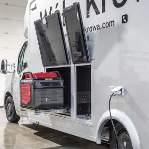 продуктовый грузовик Krowa i Wół