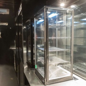 продуктовый грузовик Krowa i Wół